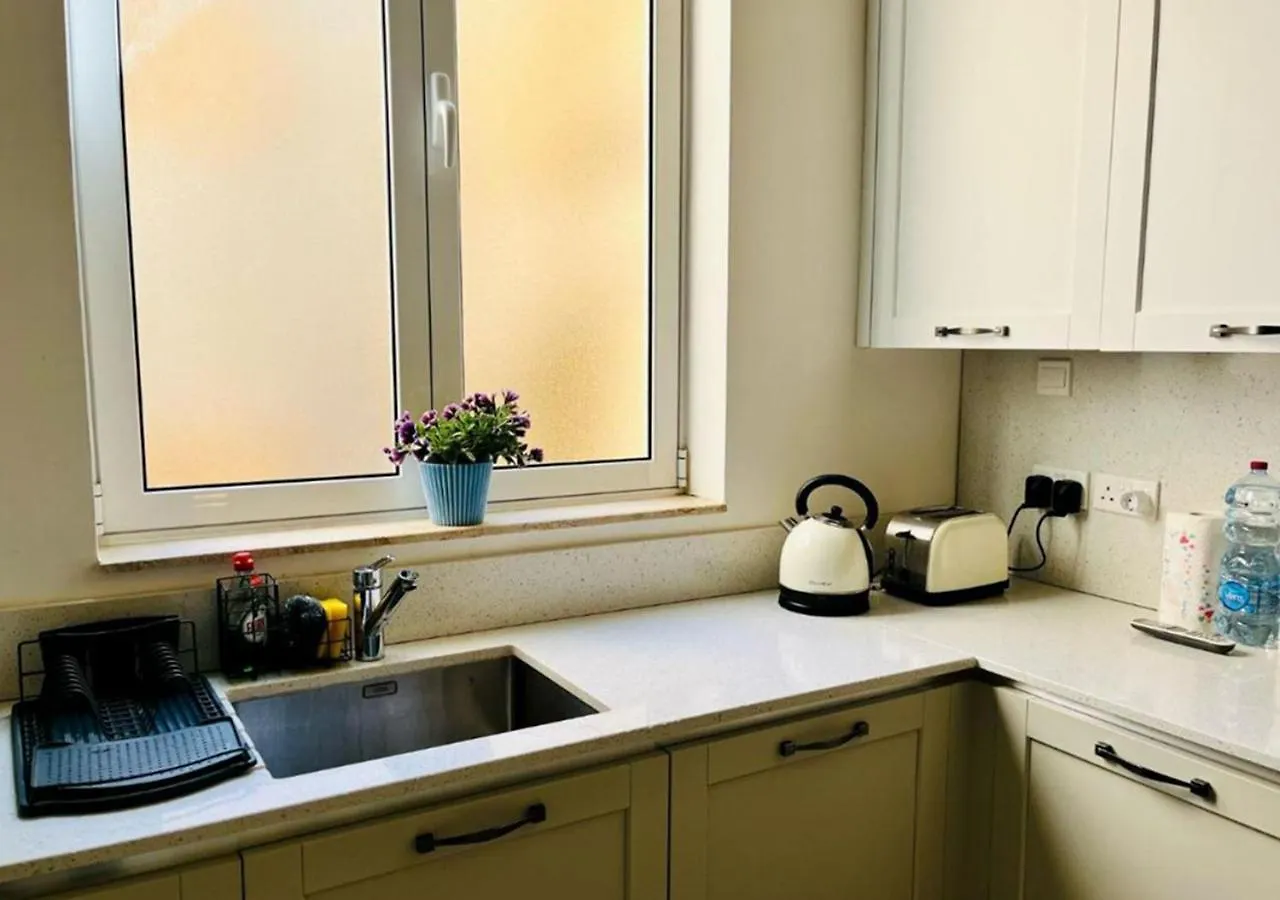 Deluxe One Bedroom Apartment 10 Meters From Valletta Center Malta